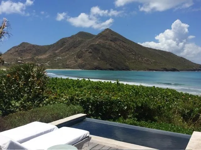 Oceanfront Beach House - Rate Special- Valentines On Beach W Club Access Tennis King Bed Christophe Harbour 0*,  São Cristóvão e Neves